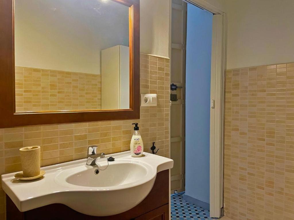 Apartamento Vitoria. Jerez de la Frontera Exterior foto